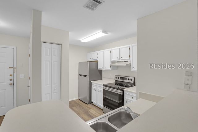 50 Pebble Beach Cv Apt D115, Bluffton, SC 29910