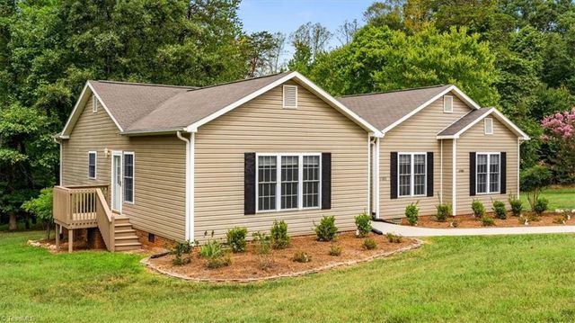 1180 Oak Level Church Road, Stokesdale, NC 27357
