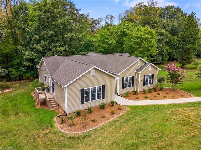 1180 Oak Level Church Road, Stokesdale, NC 27357