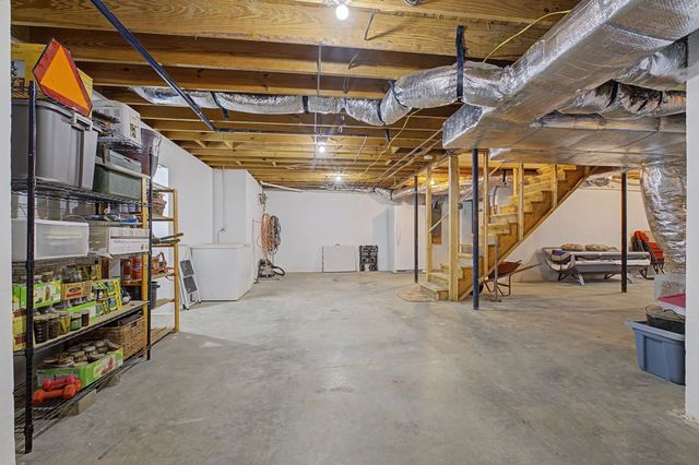 1231 Abiff Road, Bon Aqua, TN 37025