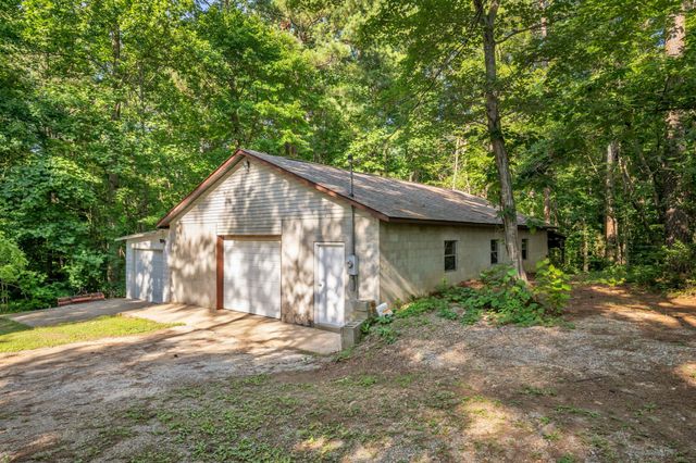 1231 Abiff Road, Bon Aqua, TN 37025