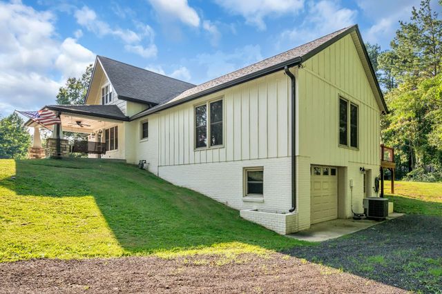 1231 Abiff Road, Bon Aqua, TN 37025