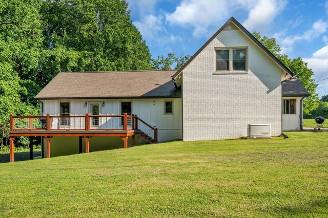 1231 Abiff Road, Bon Aqua, TN 37025