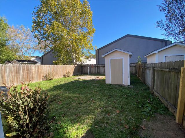 311 Willowick Street, Tomball, TX 77375