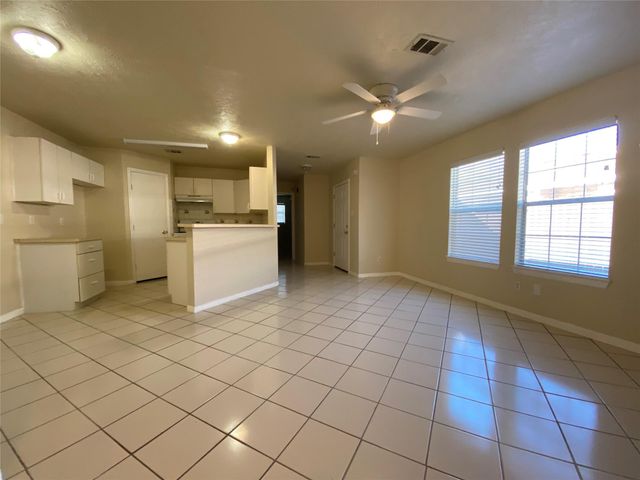 311 Willowick Street, Tomball, TX 77375