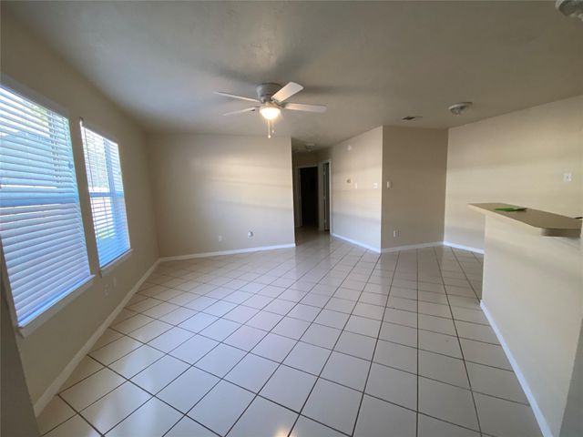311 Willowick Street, Tomball, TX 77375