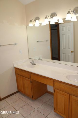 4113 LOMA ROSADA Drive, El Paso, TX 79934