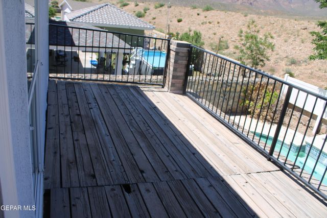 4113 LOMA ROSADA Drive, El Paso, TX 79934