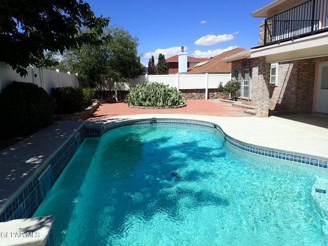 4113 LOMA ROSADA Drive, El Paso, TX 79934