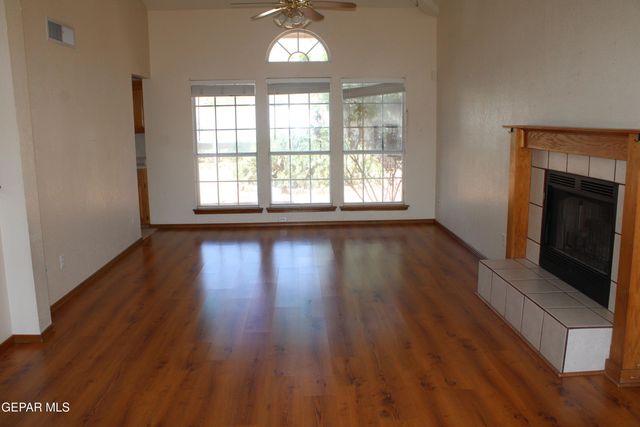 4113 LOMA ROSADA Drive, El Paso, TX 79934