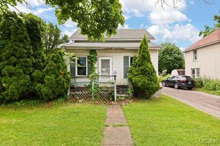 121 W Beecher Street, Adrian, MI 49221