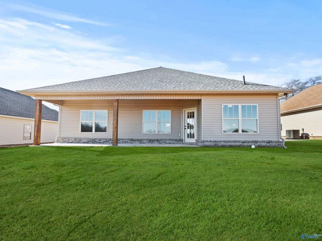 201 Deer Trail, Union Grove, AL 35175