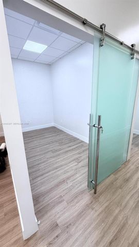 7287 SW 24th Street, Miami, FL 33155