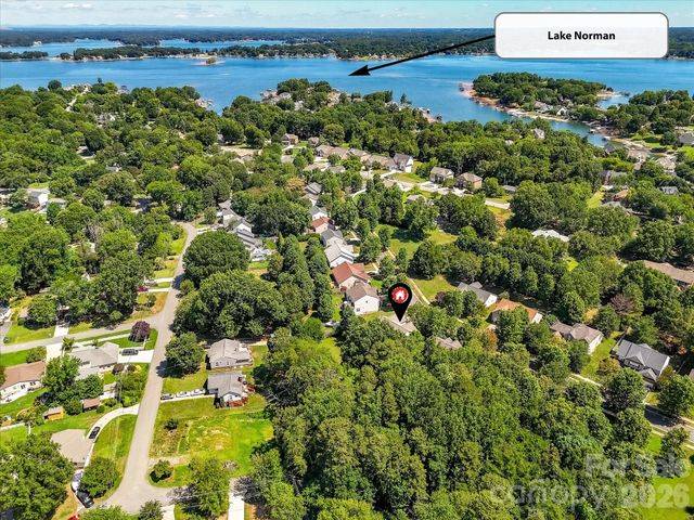 18418 Torrence Chapel Estates Circle, Cornelius, NC 28031