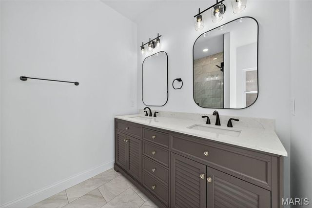10951 Village Drive W, Foristell, MO 63348