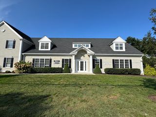 525 Bedford 8, Bridgewater, MA 02324