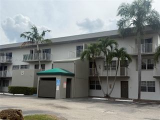 7510 SW 152nd Avenue B202, Miami, FL 33193