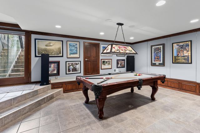 3865 Hillcrest Road, Deephaven, MN 55391