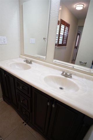 3205 W BALLAST POINT BOULEVARD, Tampa, FL 33611