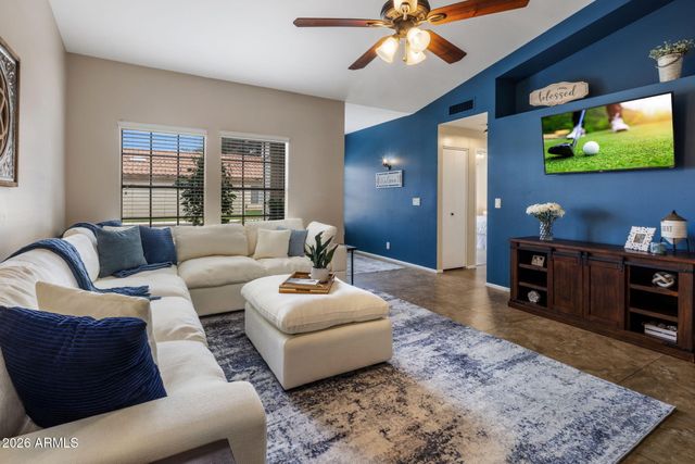 338 N HERITAGE Drive, Gilbert, AZ 85234