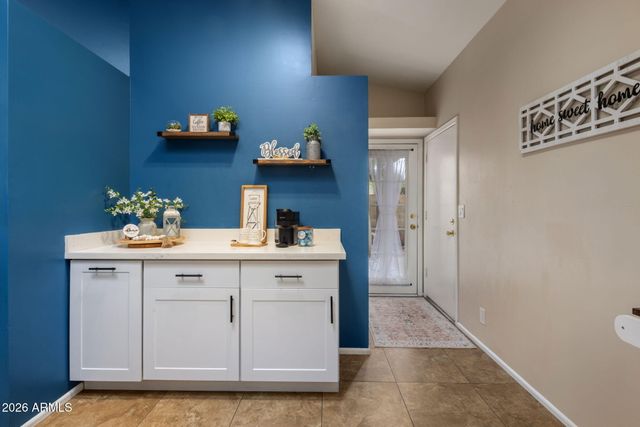 338 N HERITAGE Drive, Gilbert, AZ 85234