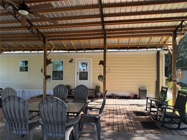 4920 W KNIGHTS GRIFFIN ROAD, Plant City, FL 33565