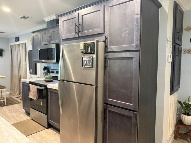 4920 W KNIGHTS GRIFFIN ROAD, Plant City, FL 33565