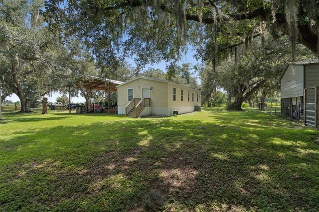 4920 W KNIGHTS GRIFFIN ROAD, Plant City, FL 33565