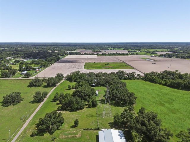 4920 W KNIGHTS GRIFFIN ROAD, Plant City, FL 33565