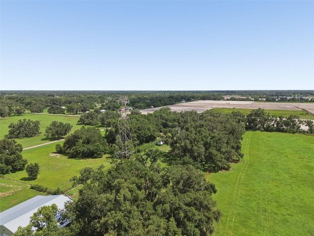 4920 W KNIGHTS GRIFFIN ROAD, Plant City, FL 33565