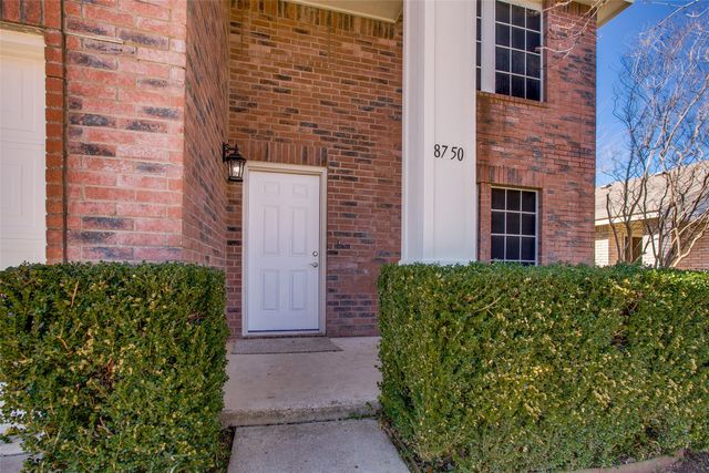 8750 Fox Meadow Way, Fort Worth, TX 76123