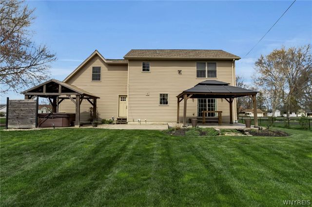 4988 Tonawanda Creek Road, Pendleton, NY 14120