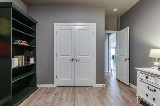 512 E Barajas Terrace, Mustang, OK 73064