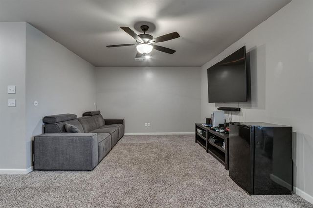 512 E Barajas Terrace, Mustang, OK 73064