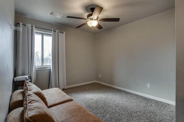 512 E Barajas Terrace, Mustang, OK 73064