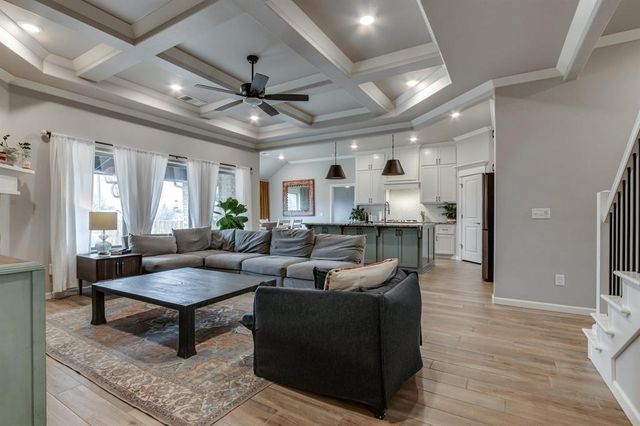 512 E Barajas Terrace, Mustang, OK 73064