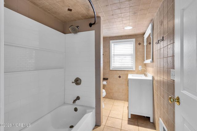 1001 Arnold Avenue, Point Pleasant, NJ 08742