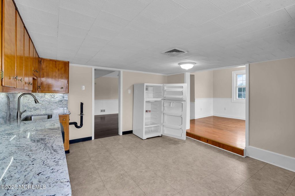 1001 Arnold Avenue, Point Pleasant, NJ 08742