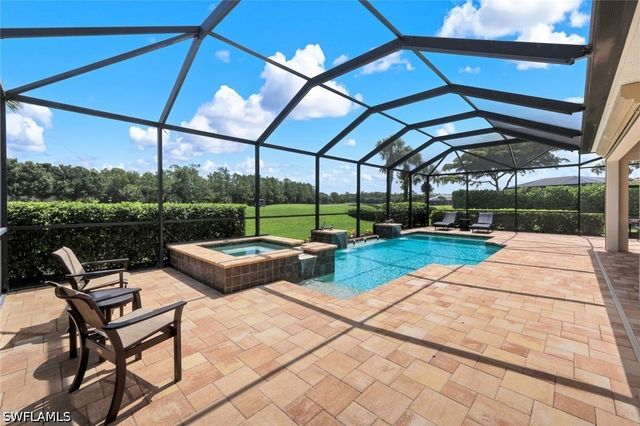 9259 Fieldstone LN, Naples, FL 34120