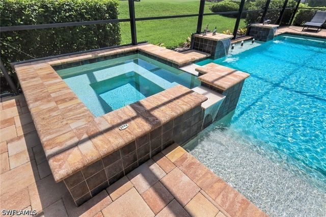 9259 Fieldstone LN, Naples, FL 34120