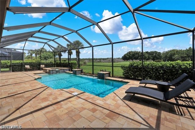 9259 Fieldstone LN, Naples, FL 34120