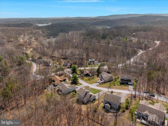 1041 W MASTERS DR, Cross Junction, VA 22625