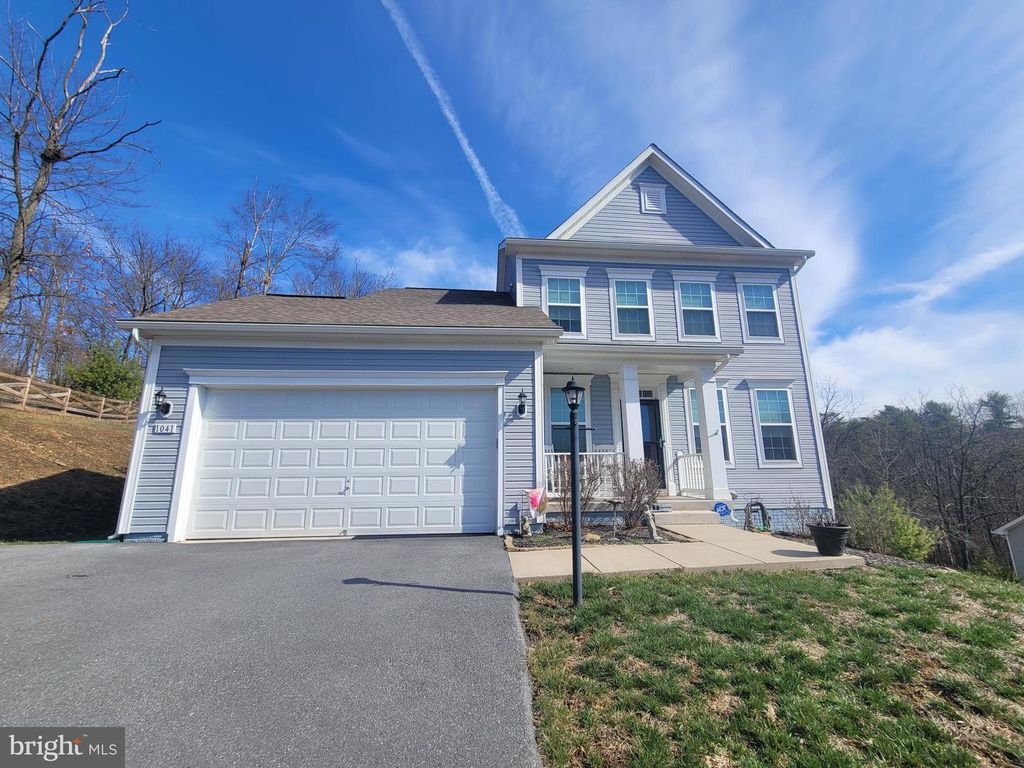 1041 W MASTERS DR, Cross Junction, VA 22625
