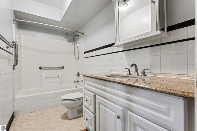 4820 W Lincoln Road, Alma, MI 48801