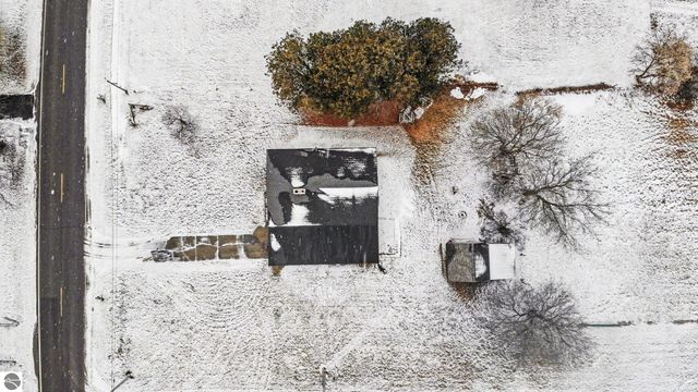 4820 W Lincoln Road, Alma, MI 48801