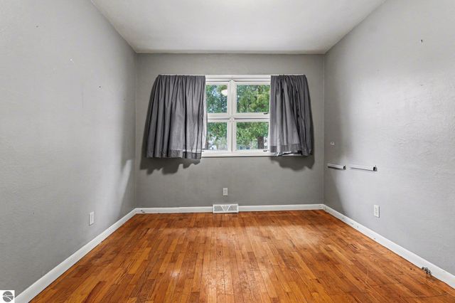 4820 W Lincoln Road, Alma, MI 48801