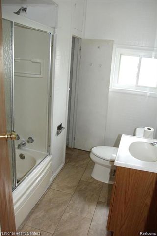 26739 SYRACUSE Avenue, Warren, MI 48091