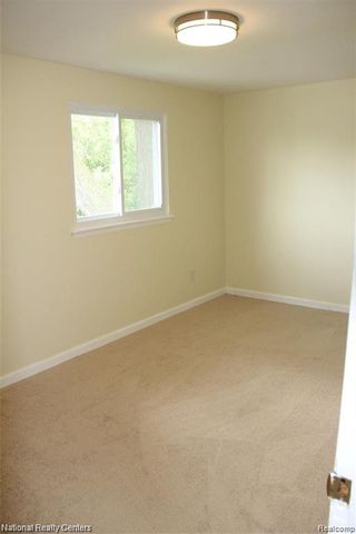 26739 SYRACUSE Avenue, Warren, MI 48091