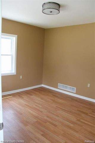 26739 SYRACUSE Avenue, Warren, MI 48091