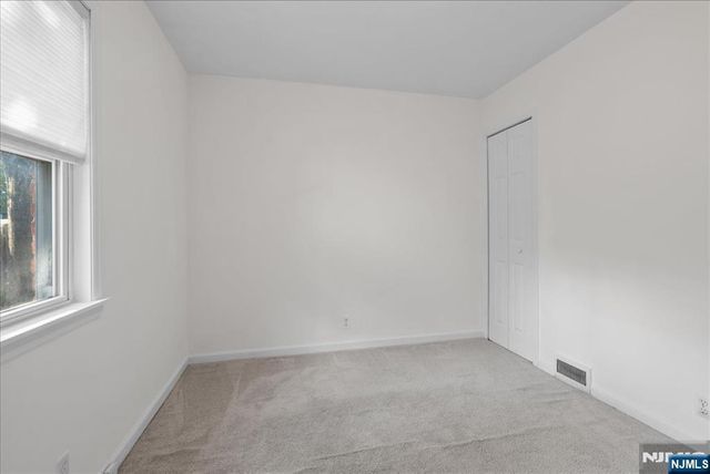 0-150 Tunbridge Road, Fair Lawn, NJ 07410